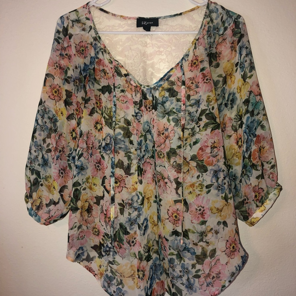 Floral lace blouse